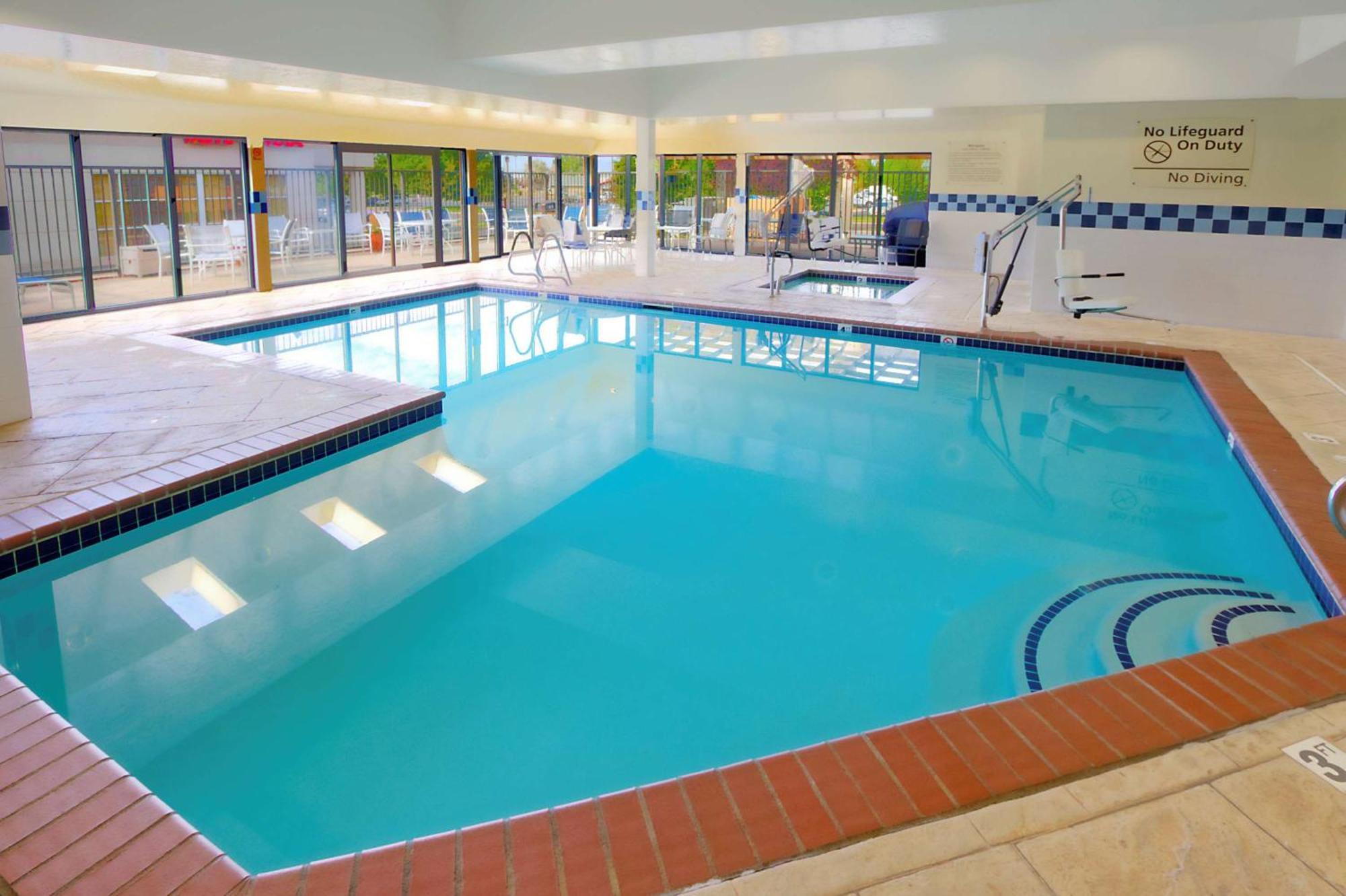 Hotel Hampton Salt City-layton